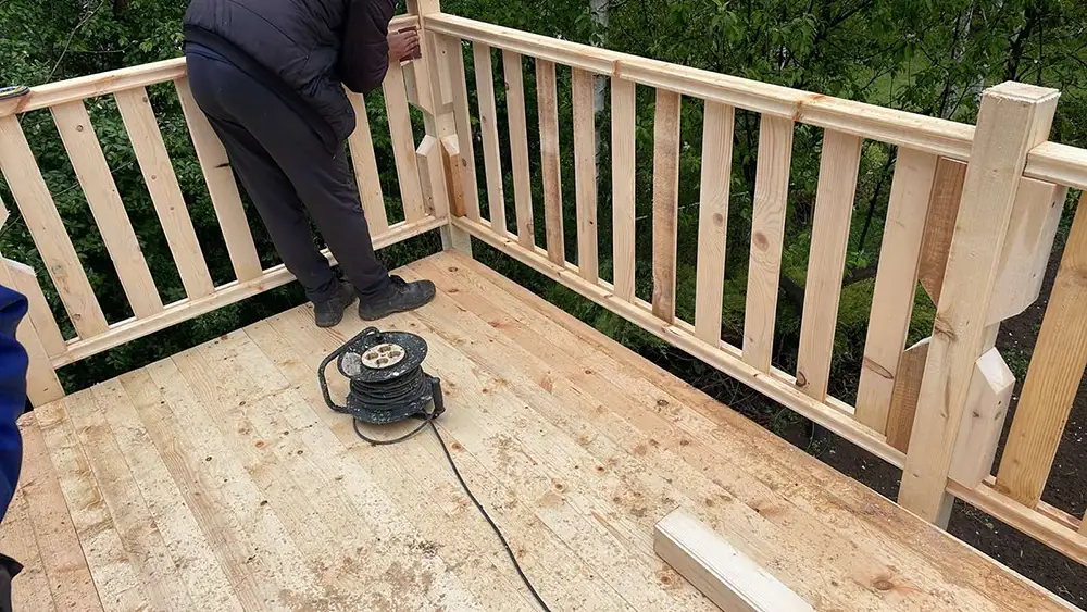 Изработка на Декинг и тераса с дървени перипети